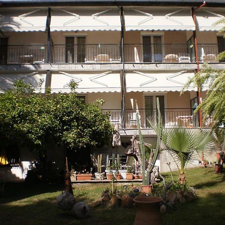 Studios Rosa Agia Paraskevi  Buitenkant foto